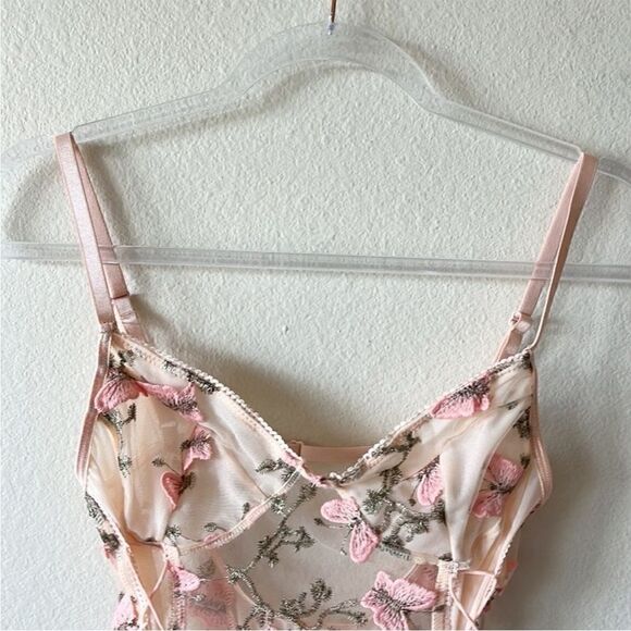 Aurelia Intimates Violante Butterfly One Piece Lingerie - Picture 4 of 13